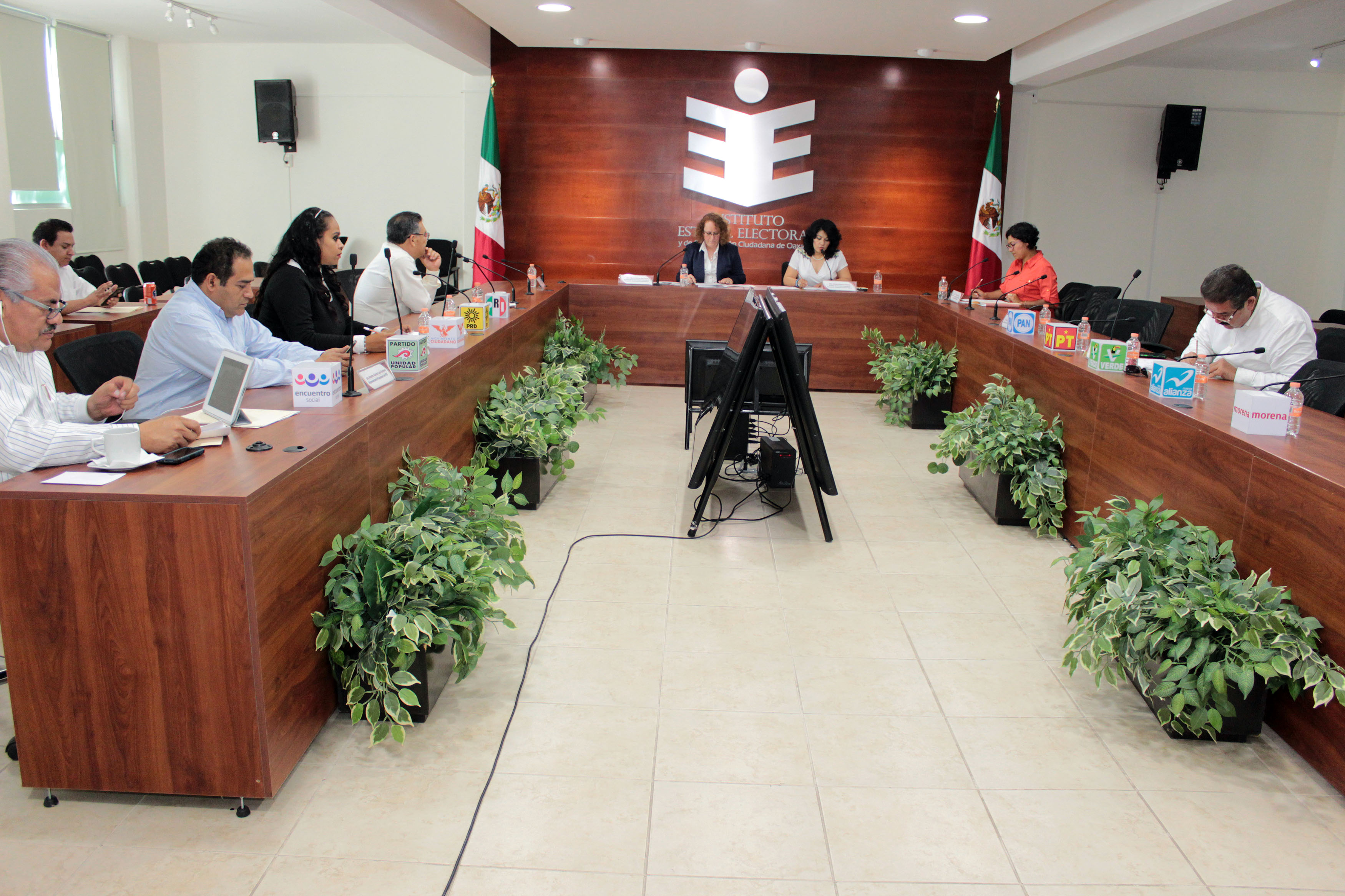 Sesión de la Comisión de Prerrogativas, Fiscalización y Partidos Políticos